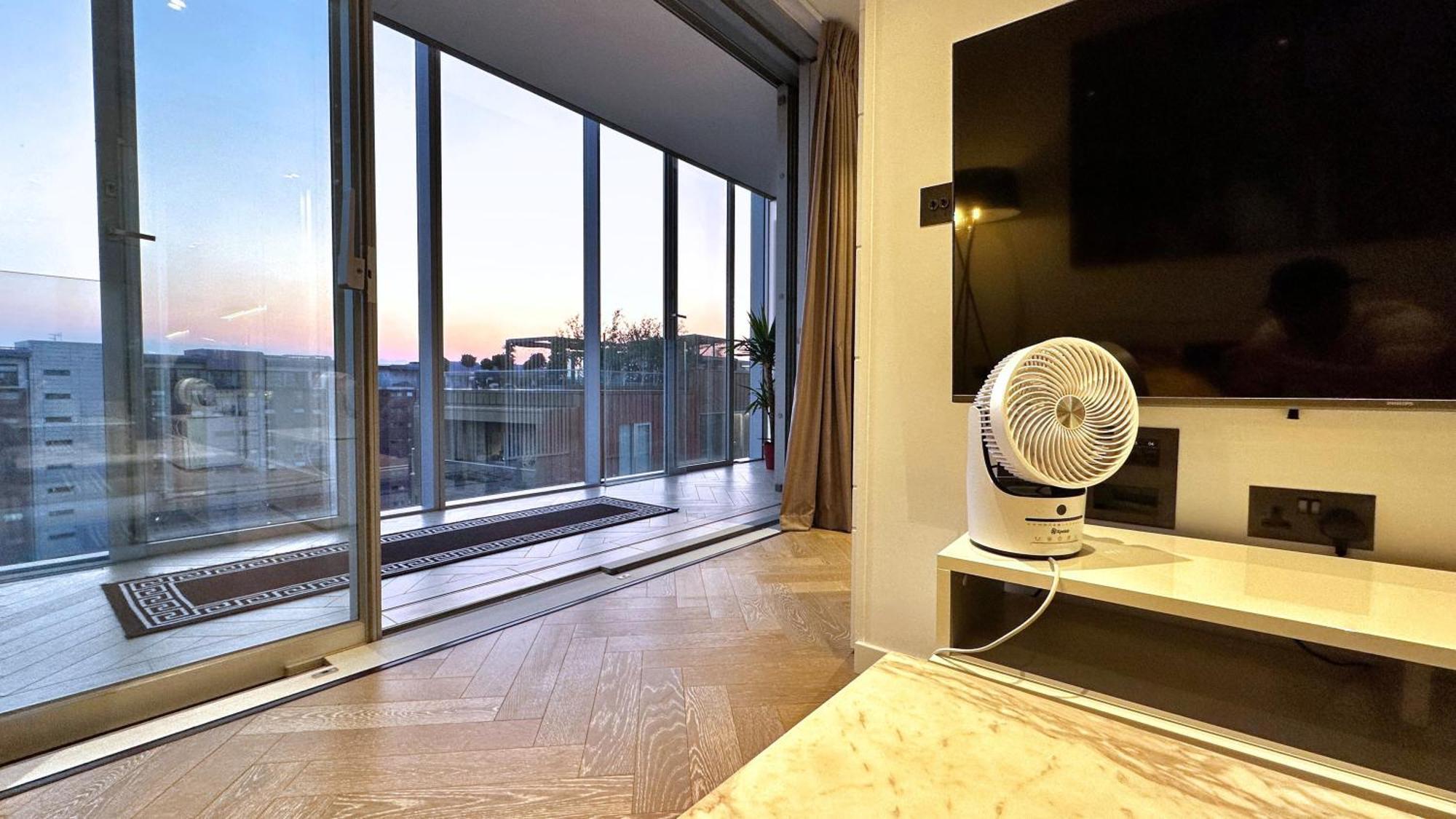 Battersea Power Station - Winter Garden Balcony & 1Gb Wifi - Luxurylondonstays Exteriör bild
